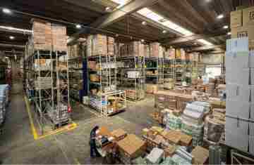  Estado já distribuiu mais de 6 milhões de insumos em 2026 para as 22 Regionais de Saúde